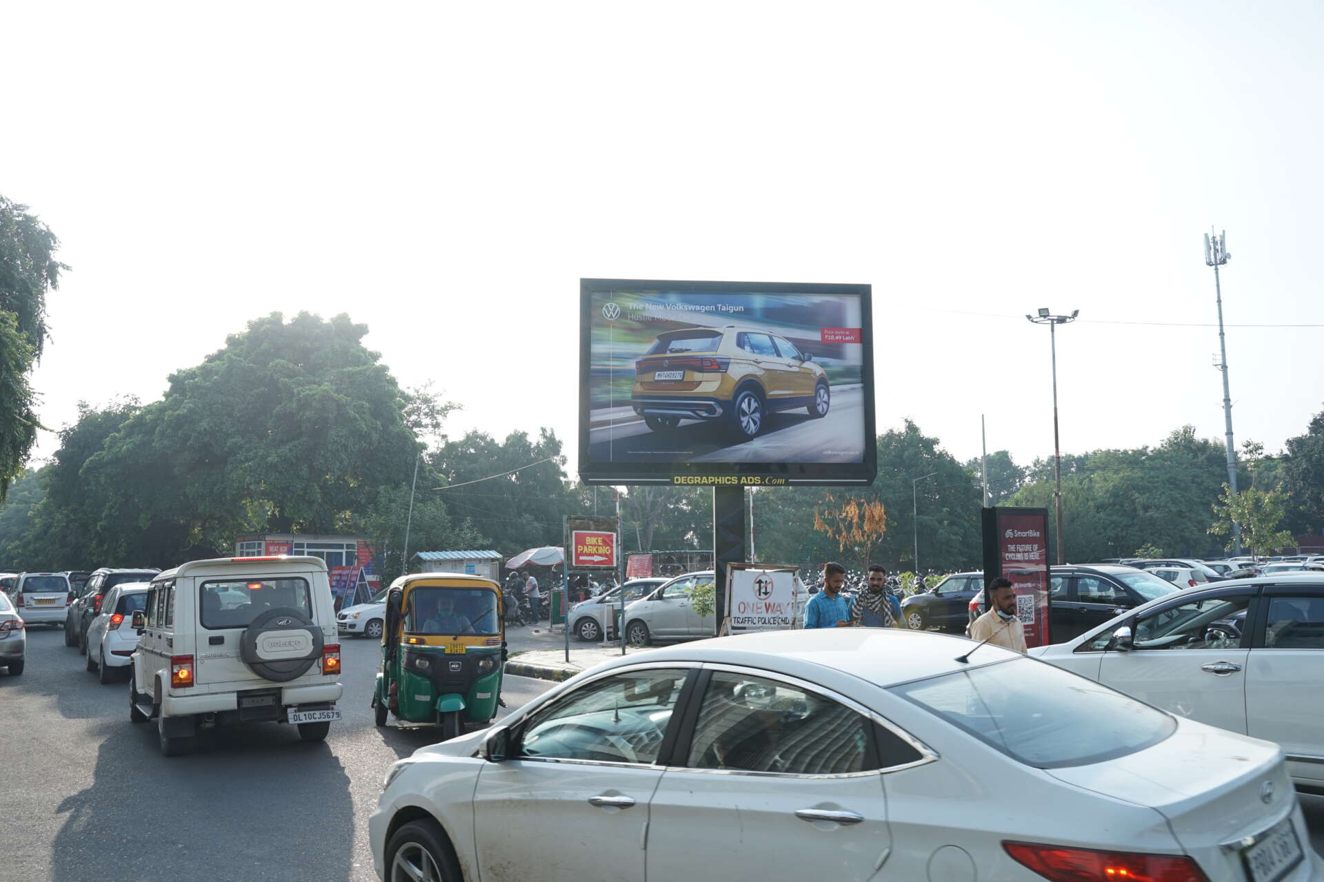 Outdoor Unipole advertisement at Elante Mall Chandigarh